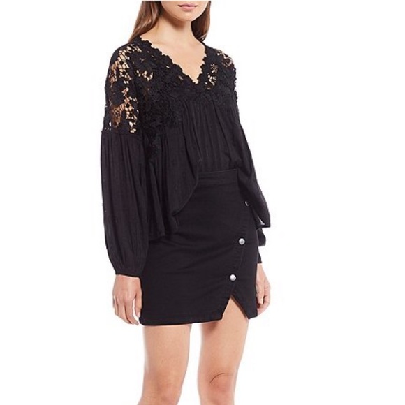 COPY - NWT Free People Lina lace puff sleeve babydoll top - Picture 3 of 8